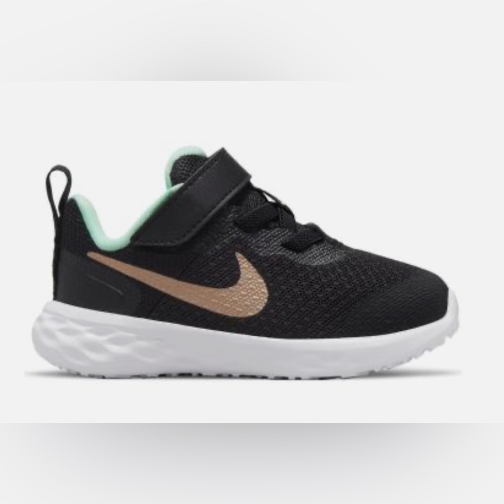 Brand new Nike Revolution 6 DD1094-005 - Baby and Toddler Shoe size 3C